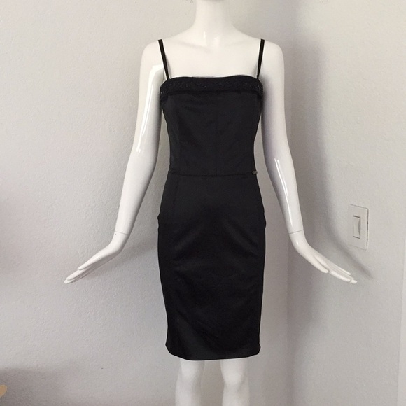 JOHN GALLIANO EMBELLISHED FITTED SATIN DRESS - Picture 4 of 8